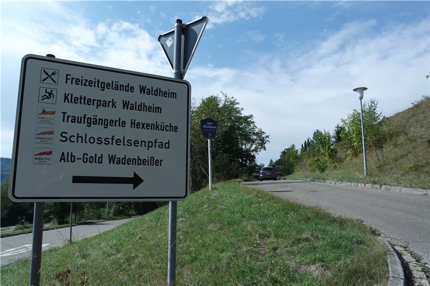 Autofahrer dürfen nicht überholen: Waldheimsträßle in Ebingen soll für Radler sicherer werden