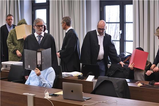 Doppelmord von Altenstadt: Staatsanwalt fordert fast vier Jahre Haft für Albstädter