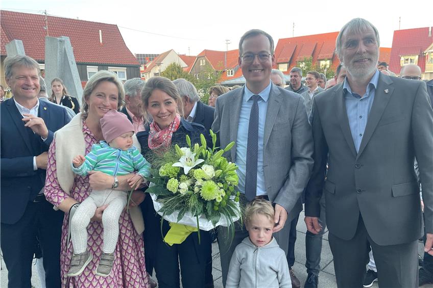 Mit über 90 Prozent haushoch gewonnen: Frank Schroft bleibt Bürgermeister in Meßstetten