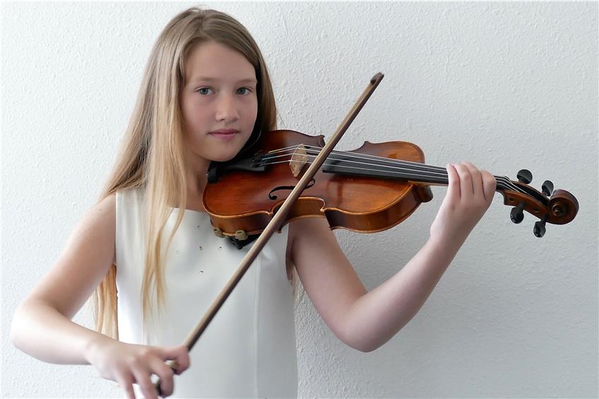 Elfjährige Geigenvirtuosin aus Ebingen kommt Musikerkarriere nach TV-Auftritt ein Stück näher