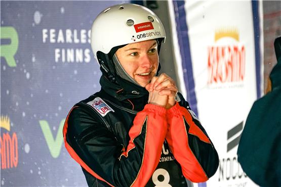 Platz fünf beim Weltcup in Finnland: Emma Weiß gelingt Traumauftakt