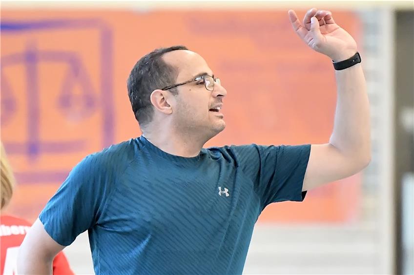 TG-Coach Erkan Sener zum Aufstiegsrennen: „Uns fehlt noch ein Punkt“