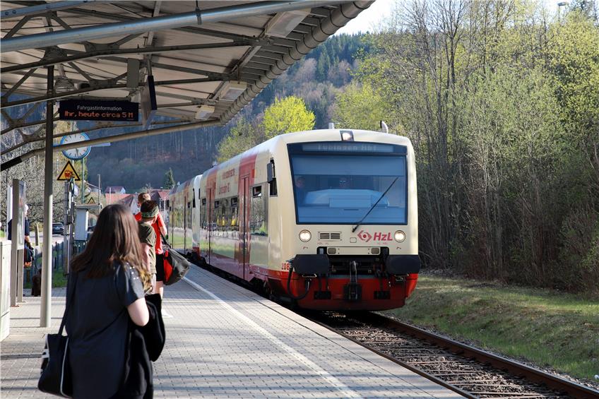 Warnstreik bei der Hohenzollerischen Landesbahn: Wie sich das auf den Bus- und Bahnverkehr auswirkt