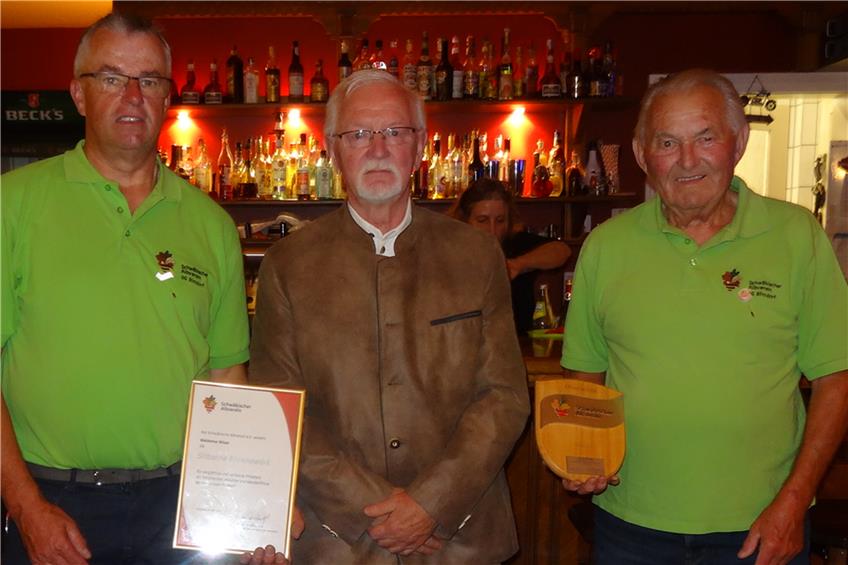 Albverein Binsdorf holt Festakt nach: Vertrauensmann erhält die Ehrenmedaille der Stadt