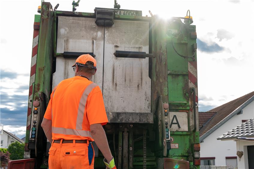 Landkreis unter Druck: Müllentsorger wollen wegen Dieselpreis-Anstieg Verträge anpassen
