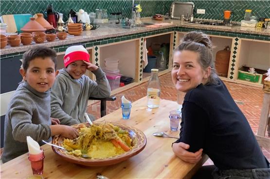 Vom Heuberg in den Hohen Atlas: Luisa Gscheidle aus Stetten besuchte Schulprojekt in Marokko