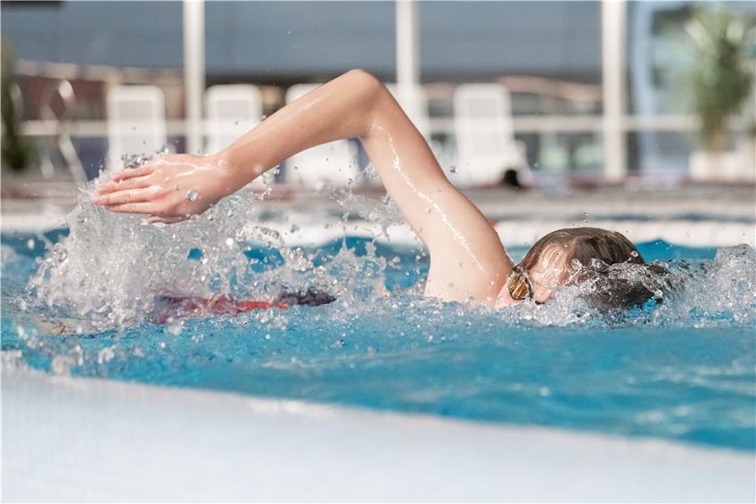 Volles Programm im Eyachbad: 55 Wettkämpfe bei den Lochenschwimmtagen