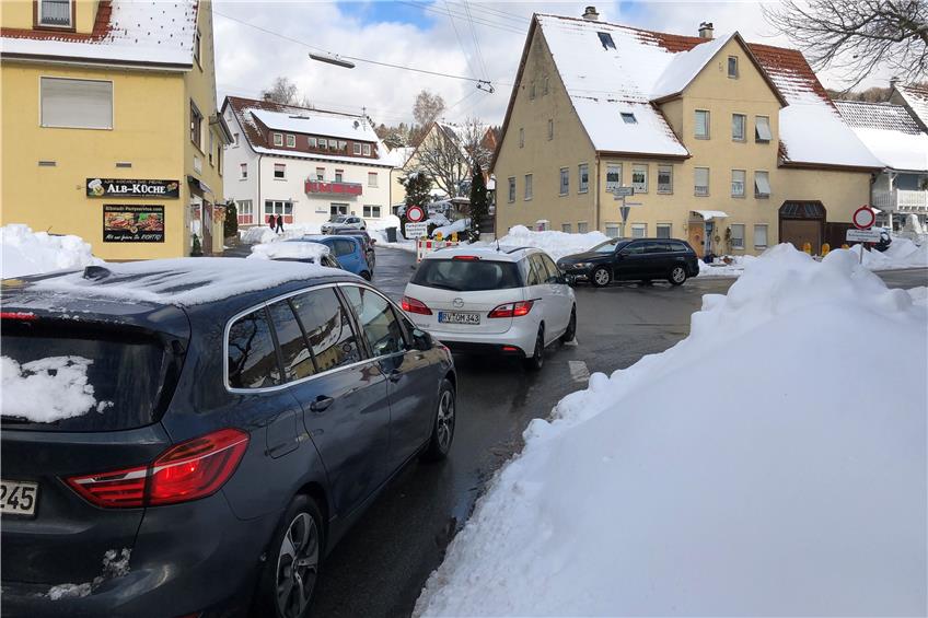Mehrere Parkplätze in Albstadt sind voll: Polizei sperrt Zufahrt zum Raichberg