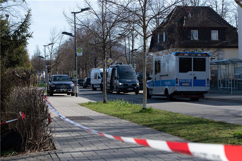 Razzia bei „Reichsbürger“ in Reutlingen: Schuss trifft Polizisten – Schütze festgenommen