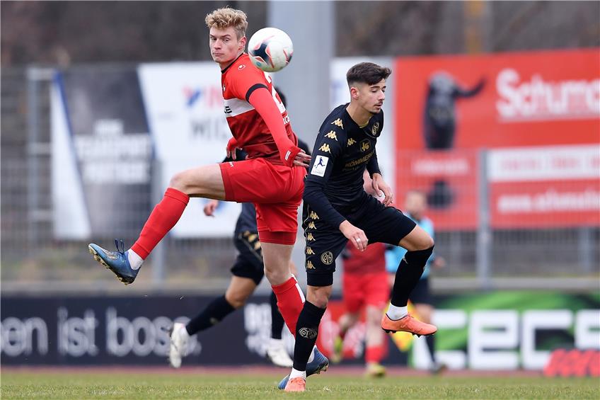 Spitzenreiter stoppt formstarke Schwaben: TSG Balingen verliert mit 0:1 gegen Mainz 2