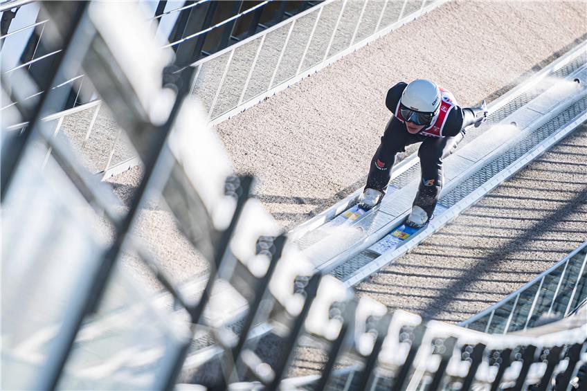 Anschlusskader fehlt Planbarkeit: Skispringer Luca Roth mit durchwachsener Vorbereitung