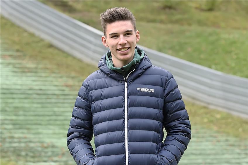 „Es hat mich natürlich mega gefreut“: Luca Roth startet bei der Vierschanzentournee