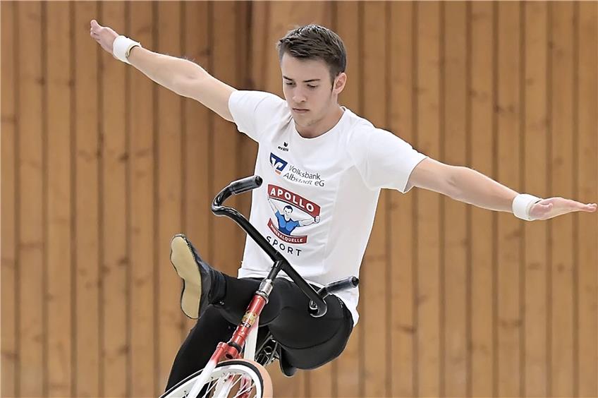 Auf dem Weg nach ganz oben: Kunstradfahrer Max Maute startet ambitioniert in die Elite-Saison