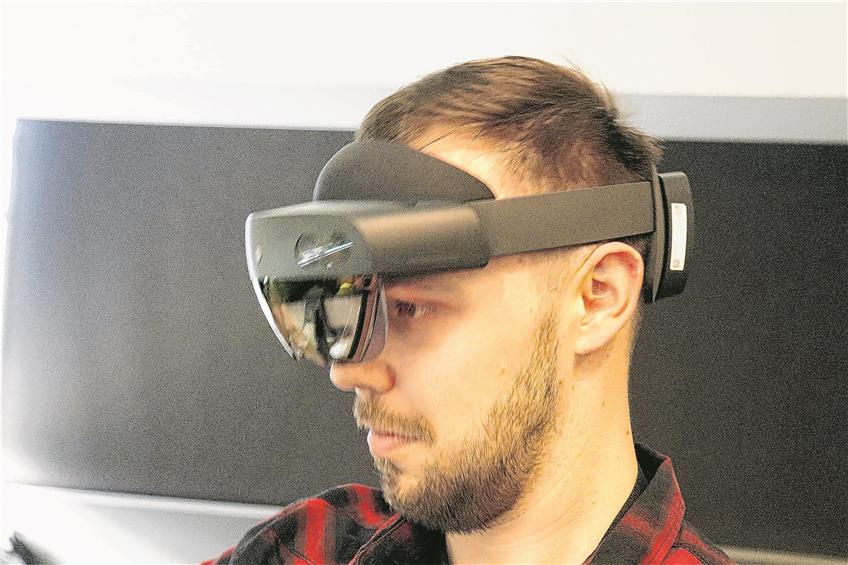 Hechinger Start-Upper besuchen Microsoft und helfen mit beim Test der neuen „HoloLens“