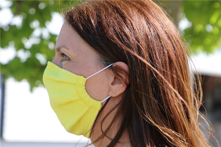 Mund-Nasen-Schutz muss nicht langweilig sein: Bondi aus Frommern stellt bunte Masken her