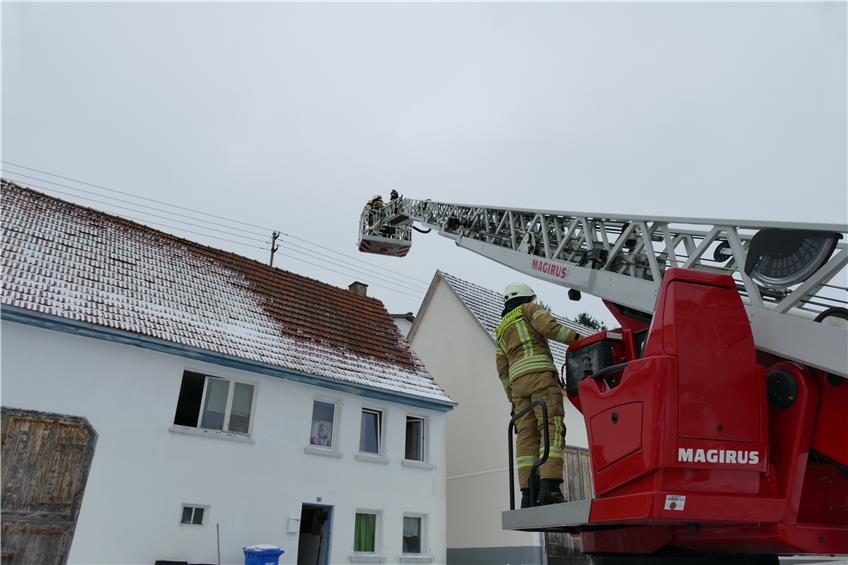 Feuerwehreinsatz am Dienstagmittag in Meßstetten: Vergessener Herd löst Brand aus