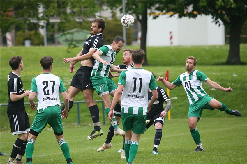 Bezirksliga: Dotternhausen gewinnt gegen Melchingen mit 2:0 und baut Tabellenführung aus