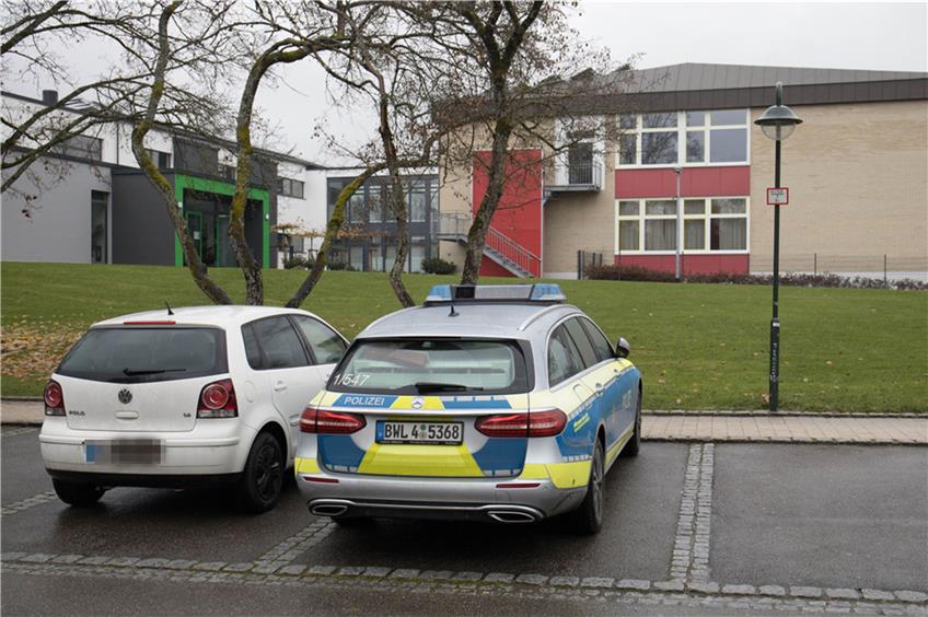 Schulzentrum und Kindergarten in Rangendingen evakuiert: Verdächtiges Paket ist ungefährlich