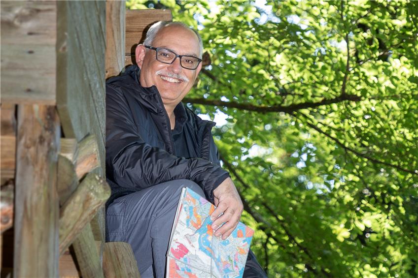 Autor mit Albstädter Wurzeln: Bastian Kaiser widmet sich dem Wald