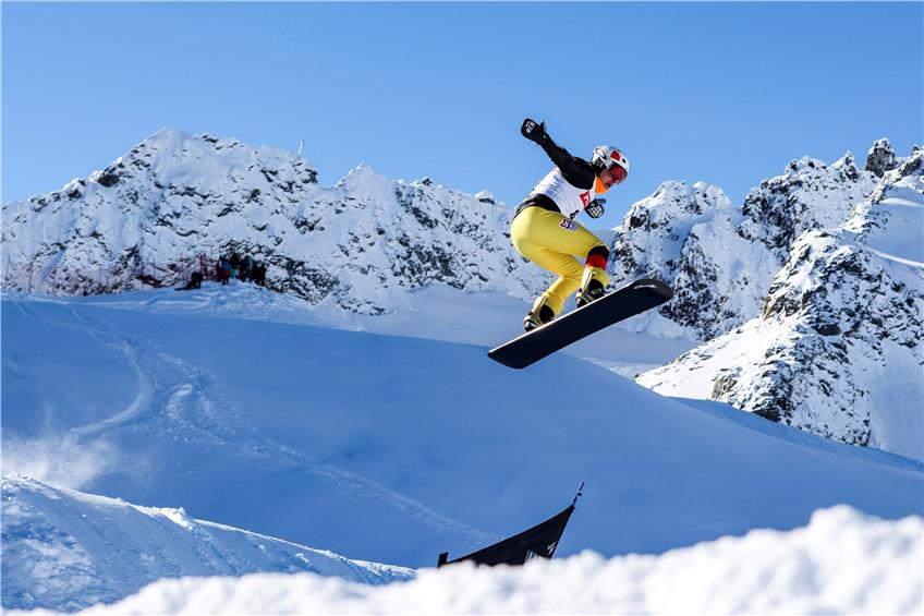 Snowboardcross-Europacup: Pietrzykowski stürzt in Führung liegend