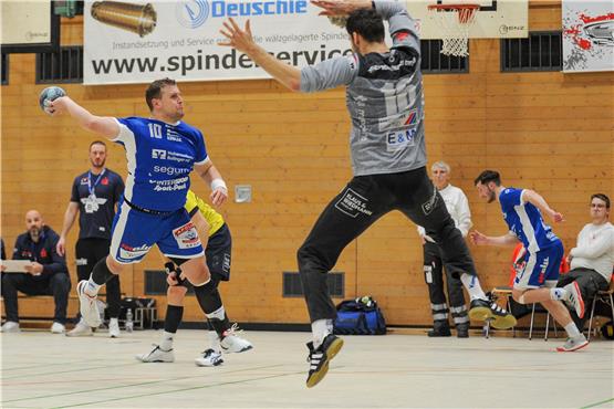 Rückrundenauftakt gegen „Foxes“: Handball-Oberligist TV Weilstetten strebt an der Enz Zählbares an