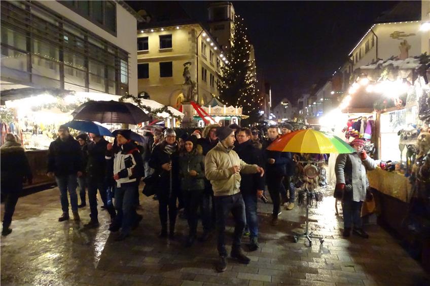 Bis Sonntag lockt der Ebinger Weihnachtsmarkt mit Leckereien, Basteleien und Musik