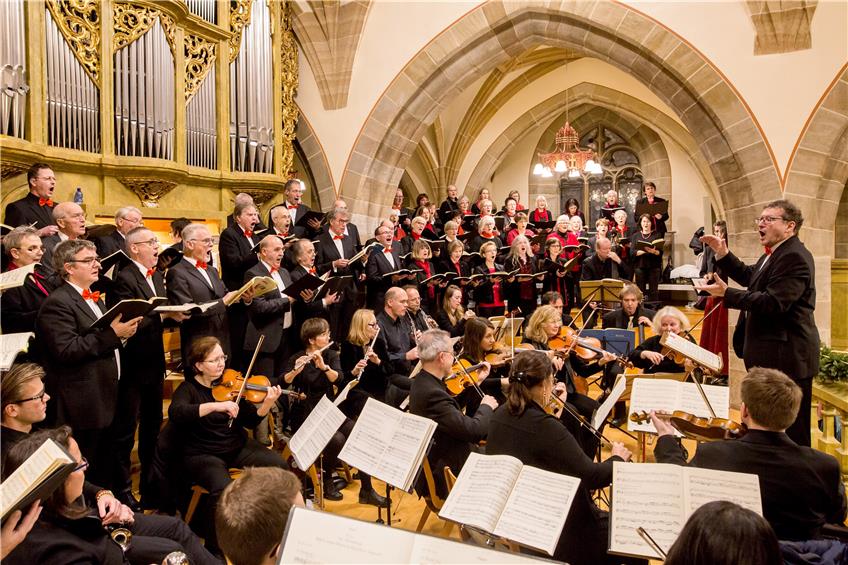 Bachs Weihnachtsoratorium wird in der Balinger Stadtkirche zu einem energievollen Lobpreis Gottes