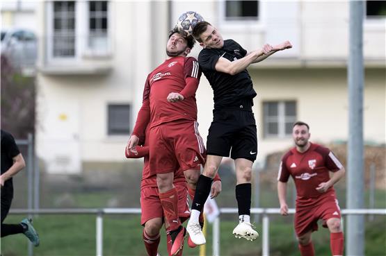 Hart umkämpftes Landesliga-Duell: Straßberg gewinnt Derby gegen Harthausen