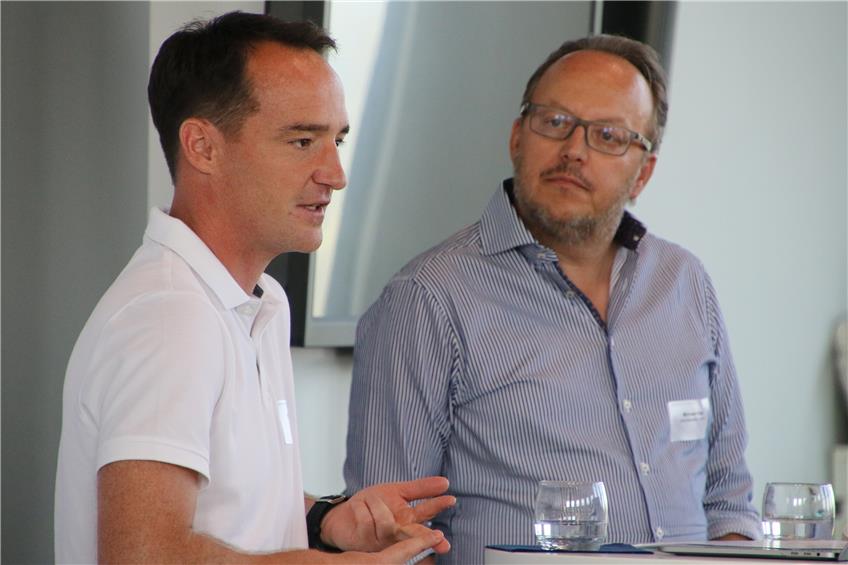 Gründer stellen beim „Tower Pitch“ auf dem Rottweiler Testturm ihre Start-ups vor