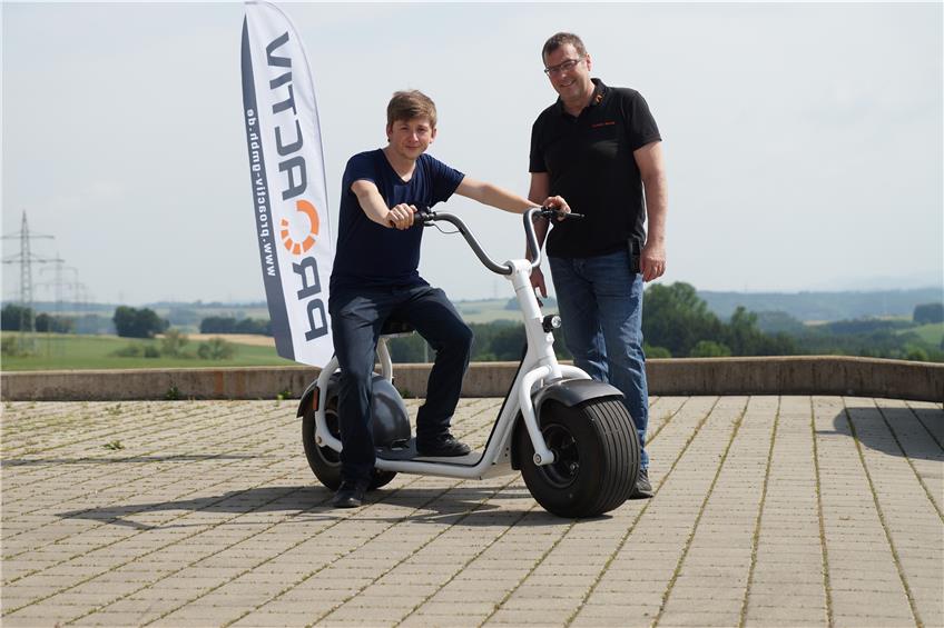 Elektro-Chopper für die City im Test: Proactiv fertigt einen E-Scooter in Dotternhausen