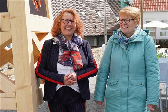 Rote Katzen und grüne Daumen - ZAK-Redakteurin Rosalinde Conzelmann spricht auf der Gartenschau