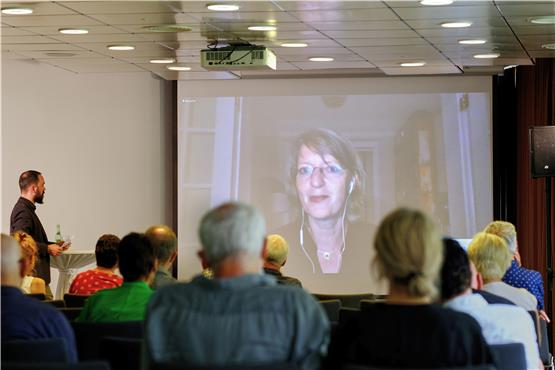 World Press Photo: Claudia Buckenmaier gibt Balinger Publikum Einblick in ihre Arbeit